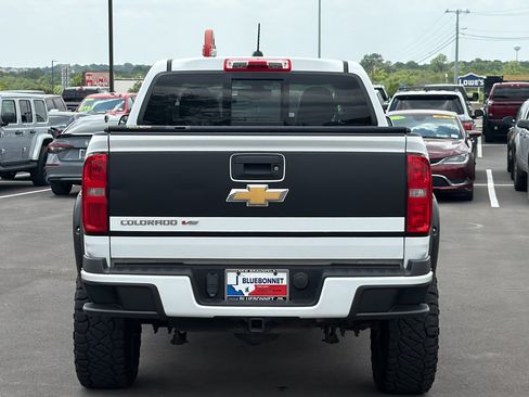Used 2017 Chevrolet Colorado Z71 AWD/4WD image 6