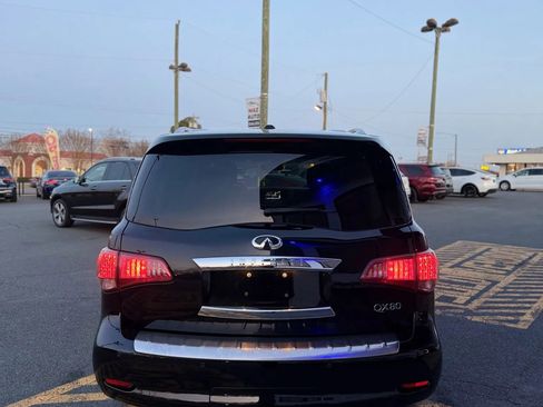 Used 2017 INFINITI QX80 Sport Utility 4D image 5