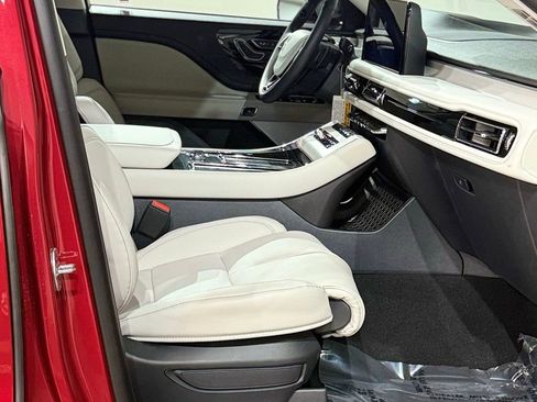 New 2026 Lincoln Aviator Reserve AWD/4WD image 63