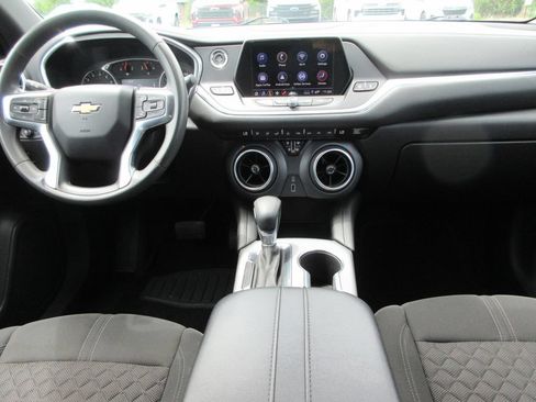 Certified 2021 Chevrolet Blazer LT AWD/4WD image 16