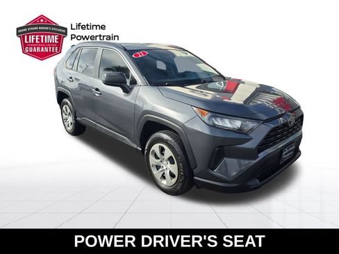 Used 2021 Toyota RAV4 LE AWD/4WD image 6