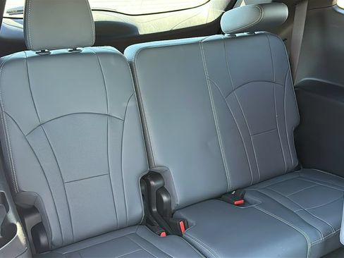 Used 2023 Buick Enclave Essence w/ LPO, Floor Liner Package AWD/4WD image 30