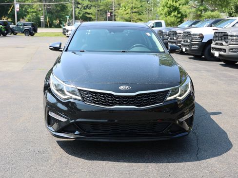 Used 2020 Kia Optima LX FWD image 2
