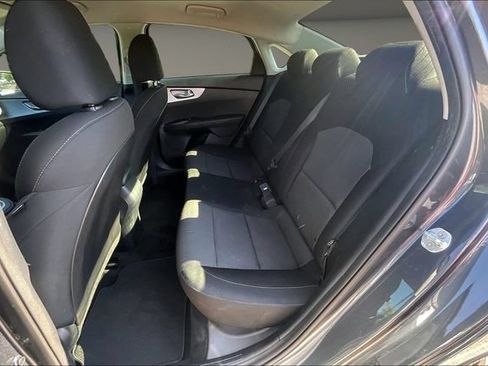 Used 2022 Kia Forte LXS FWD image 23