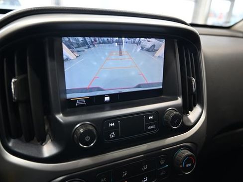 Used 2019 Chevrolet Colorado LT image 17