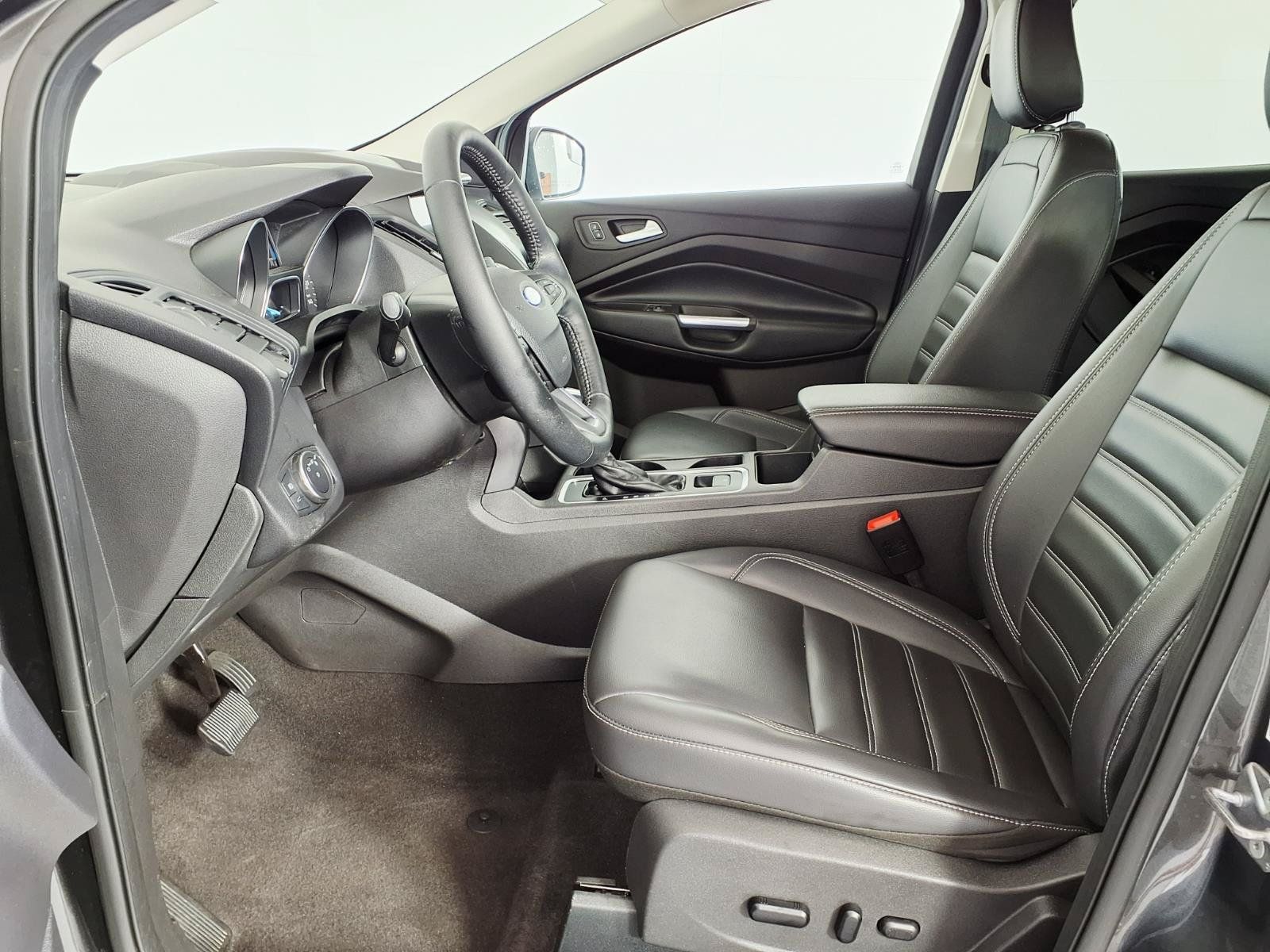 Used 2019 Ford Escape SEL FWD image 13