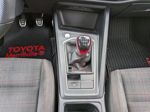 Used 2022 Volkswagen GTI SE image 29