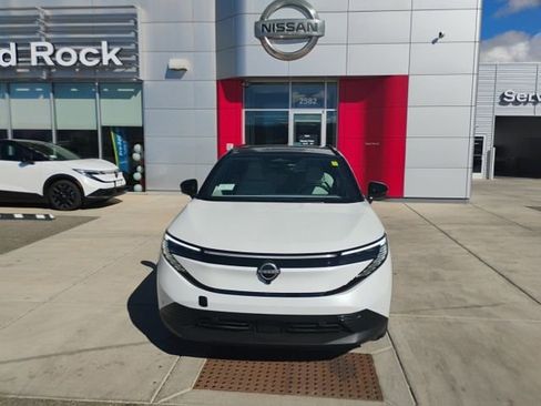 New 2026 Nissan Leaf Platinum+ w/ Cargo Package (Platinum+) image 2