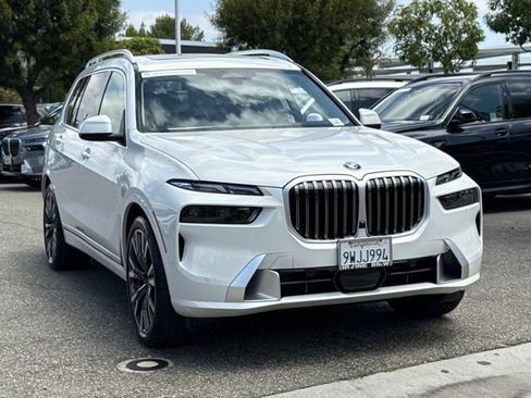 Used 2026 BMW X7 xDrive40i AWD/4WD image 5