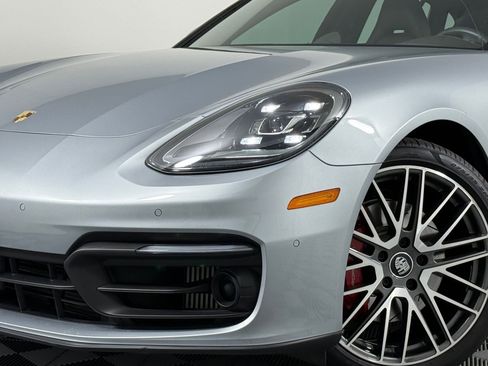 Used 2023 Porsche Panamera 4S image 11
