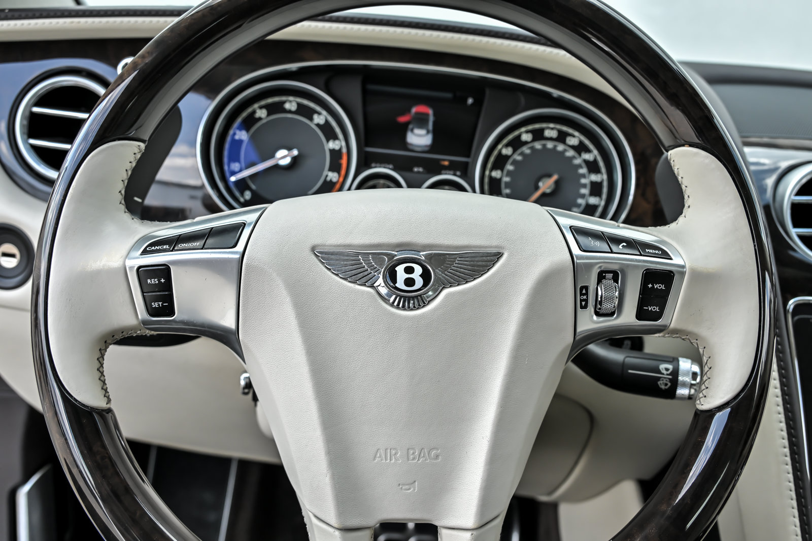 Used 2014 Bentley Continental GT AWD/4WD image 36