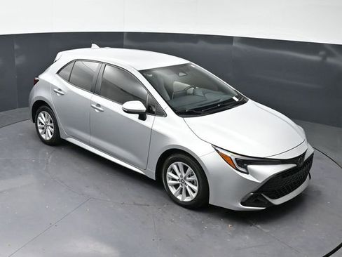 Used 2023 Toyota Corolla SE FWD image 27