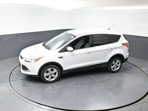 Used 2013 Ford Escape SE image 16