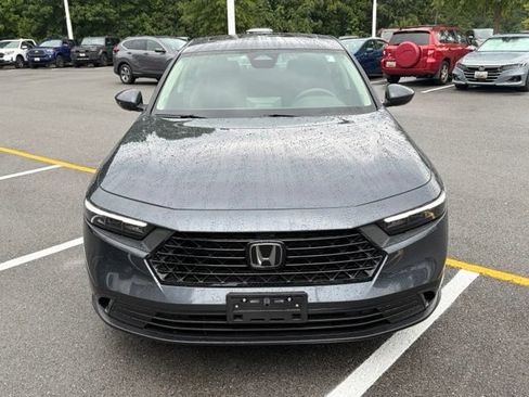 Certified 2023 Honda Accord EX image 9