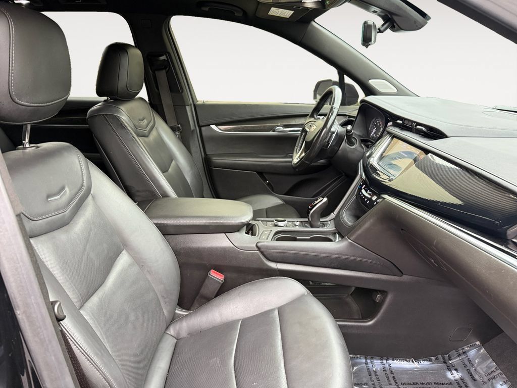 Used 2021 Cadillac XT6 Sport AWD/4WD image 15