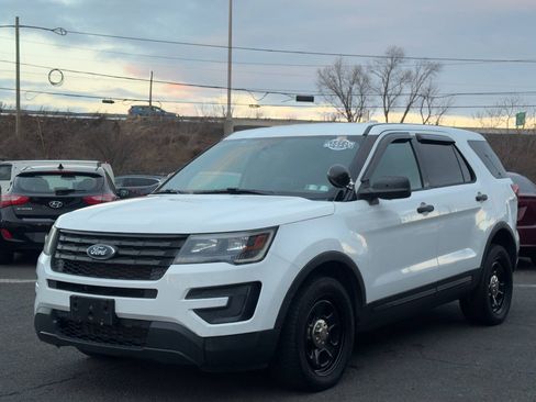 Used 2018 Ford Explorer 4WD Police Interceptor image 2