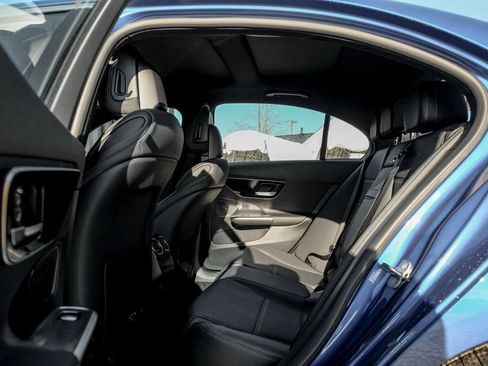 Used 2026 Mercedes-Benz C 300 4MATIC Sedan image 15