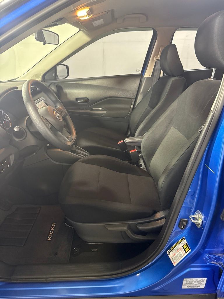 Used 2024 Nissan Kicks S FWD image 16