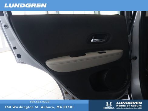 Used 2019 Honda HR-V LX image 13