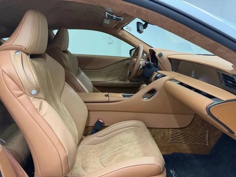 Used 2023 Lexus LC 500h w/ Dynamic Handling Package RWD image 10
