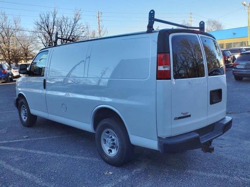 Used 2019 Chevrolet Express 2500 w/ Driver Convenience Package image 11