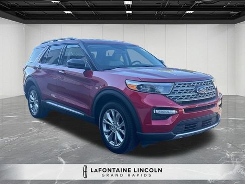 Used 2024 Ford Explorer Limited w/ Equipment Group 301A AWD/4WD image 7