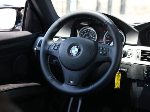 Used 2011 BMW M3 Coupe RWD image 30