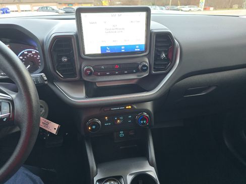 Used 2021 Ford Bronco Sport image 17