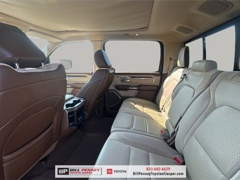 Used 2019 RAM 1500 Laramie image 12