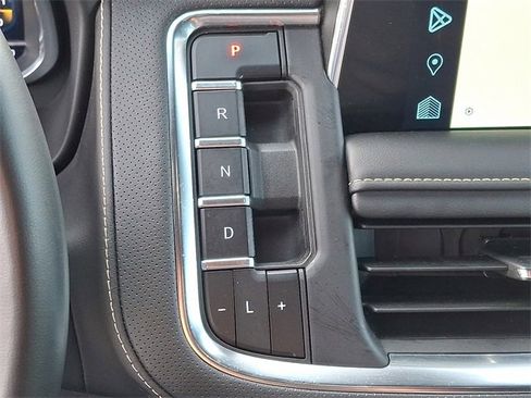 Used 2024 Chevrolet Tahoe Premier image 14