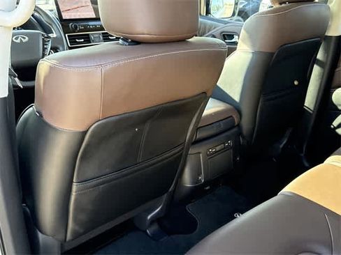 Certified 2024 INFINITI QX80 Premium Select w/ Cargo Package image 14