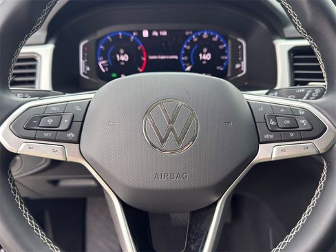 Used 2021 Volkswagen Atlas SEL w/ MDO Package (Bench Seat) image 14