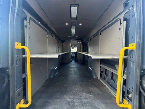 Used 2020 Ford Transit 250 148 High Roof Extended RWD image 5