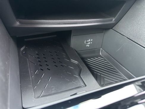 New 2026 Chrysler Pacifica Limited image 52