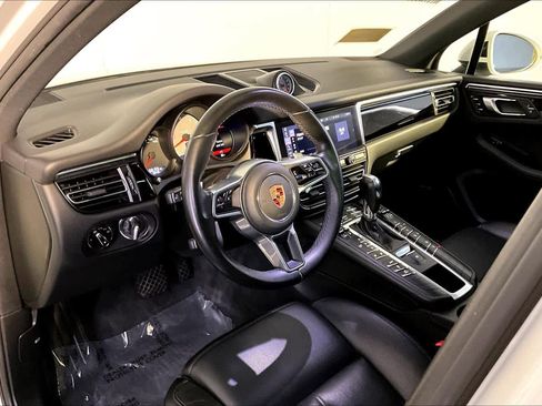 Used 2020 Porsche Macan S AWD/4WD image 18