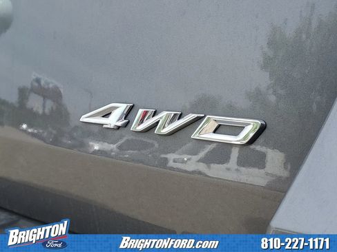Certified 2024 Ford Explorer XLT AWD/4WD image 6