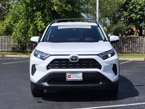 Used 2025 Toyota RAV4 XLE FWD image 4