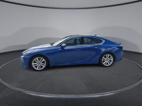 Used 2023 Lexus IS 300 w/ Comfort Package RWD image 5