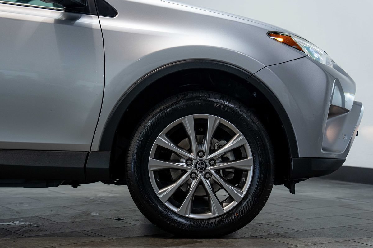 Used 2016 Toyota RAV4 Limited w/ Advanced Technology Package AWD/4WD image 23