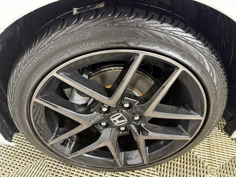 Used 2024 Honda Civic Sport Touring image 13