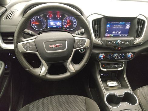 Used 2023 GMC Terrain SLE w/ Driver Convenience Package FWD image 22