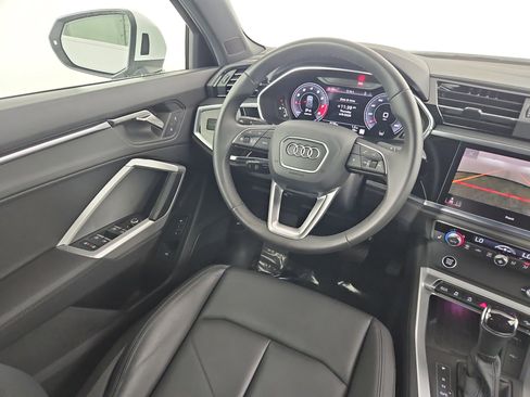 Certified 2025 Audi Q3 2.0T Premium Plus w/ Premium Plus Package image 41