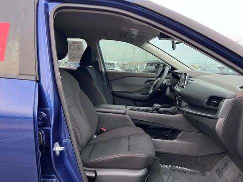 Used 2023 Nissan Rogue S image 23