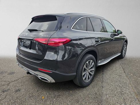 Used 2026 Mercedes-Benz GLC 300 4MATIC image 3