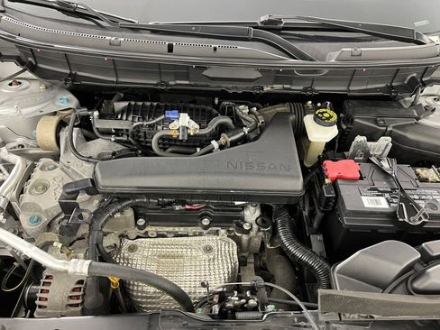 Used 2020 Nissan Rogue SV image 21