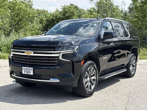 Used 2022 Chevrolet Tahoe LT w/ LT Signature Plus Package AWD/4WD image 1