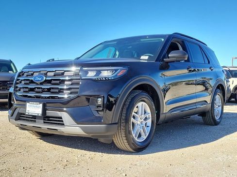 New 2026 Ford Explorer Active w/ Active Comfort Package image 5