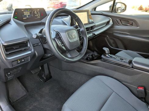 Used 2025 Toyota Prius LE image 13