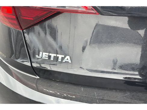 Used 2020 Volkswagen Jetta FWD image 7