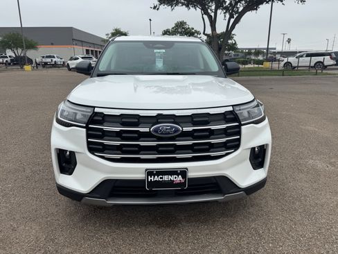 New 2026 Ford Explorer Active w/ Active Comfort Package RWD image 12